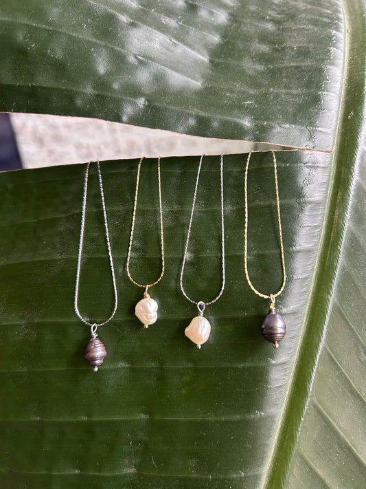 Simple Pearl Necklace - Lunara collection