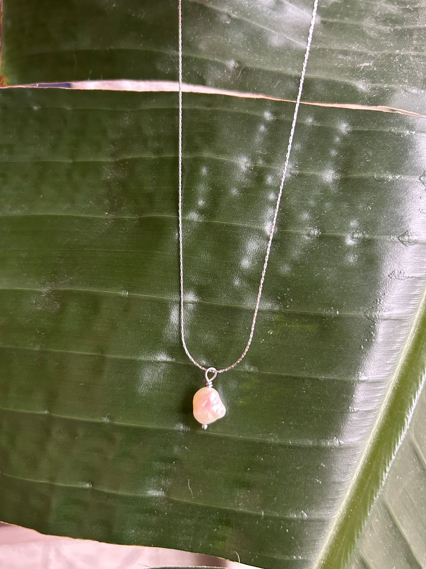 Simple Pearl Necklace - Lunara collection