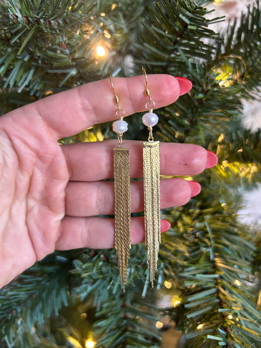 White Pearl Flapper Earrings