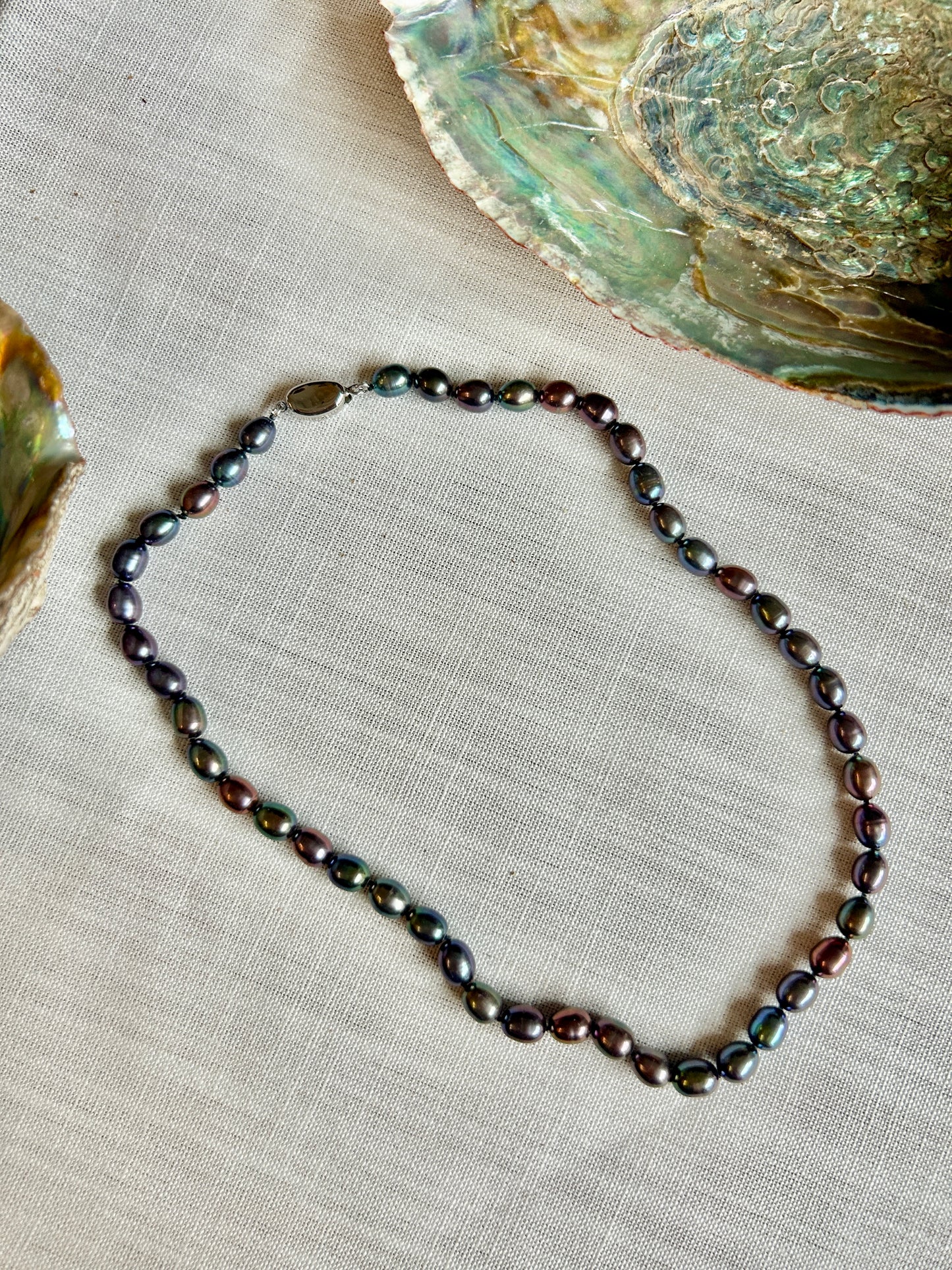 Black Pearl Strand