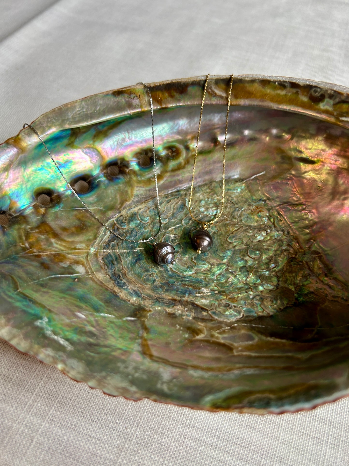 Simple Pearl Necklace - Gold and Silver